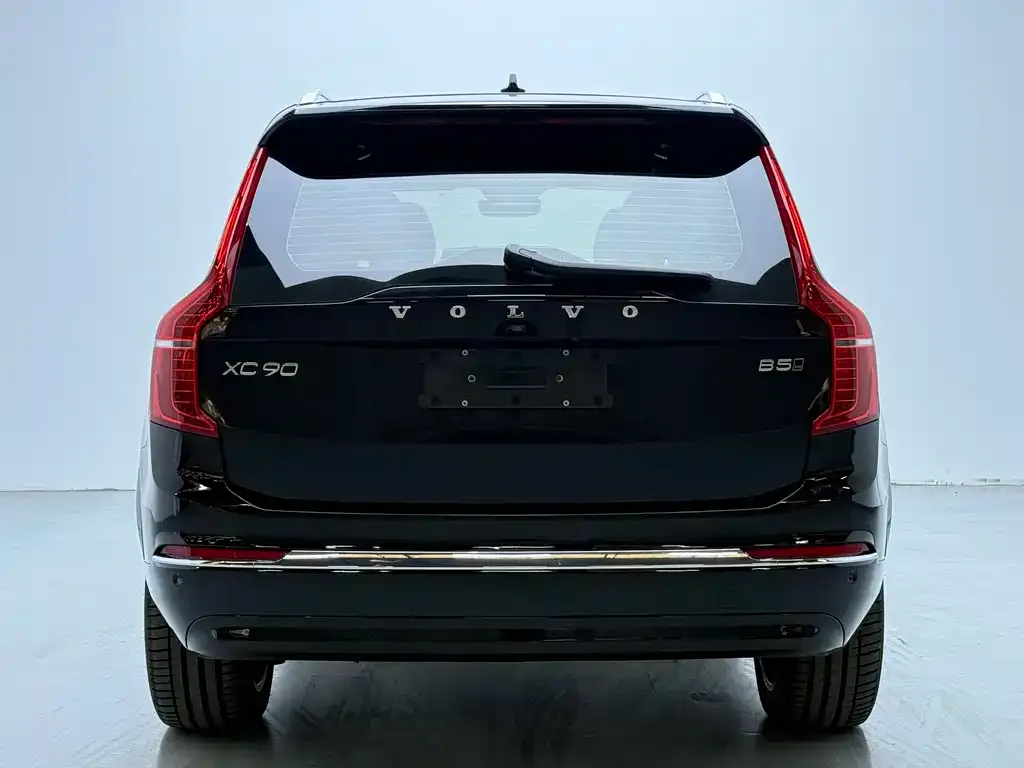 Volvo XC90 — фото 7