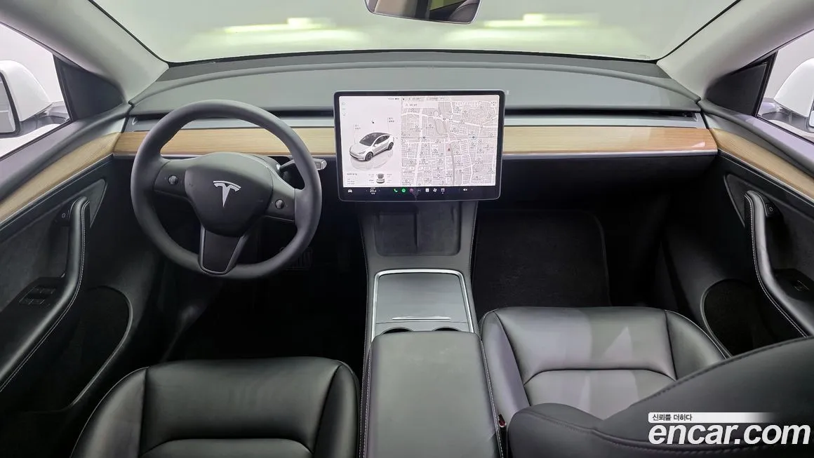 Tesla Model Y — фото 7