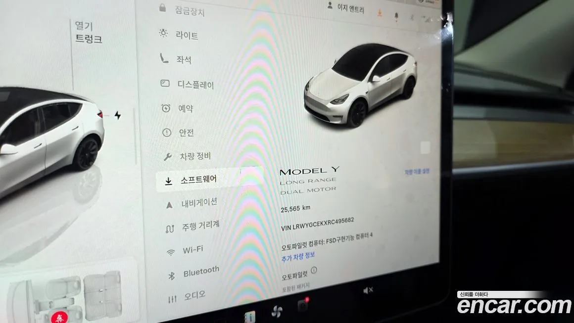 Tesla Model Y — фото 8