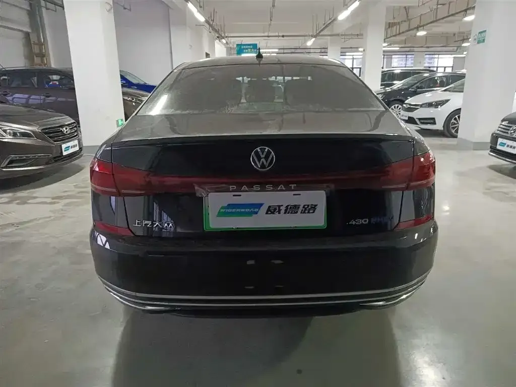 Volkswagen Passat New Energy — фото 4