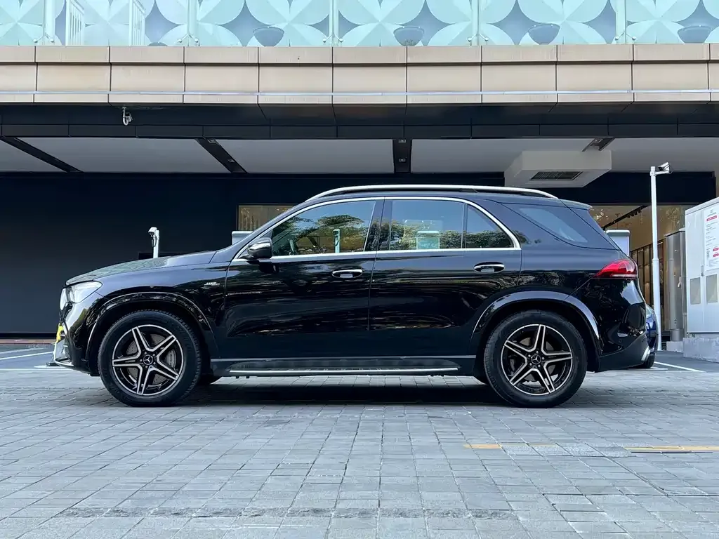 Mercedes-Benz GLE AMG — фото 9