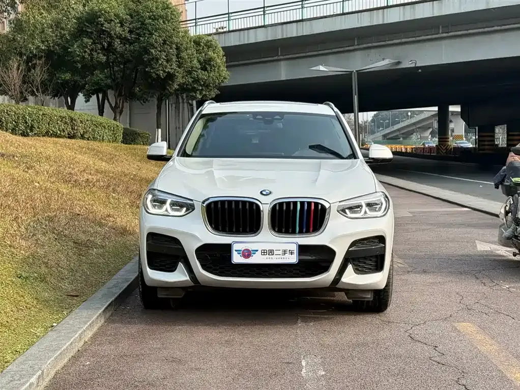 BMW X3 — фото 10