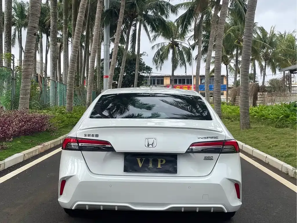 Honda Inspire — фото 9