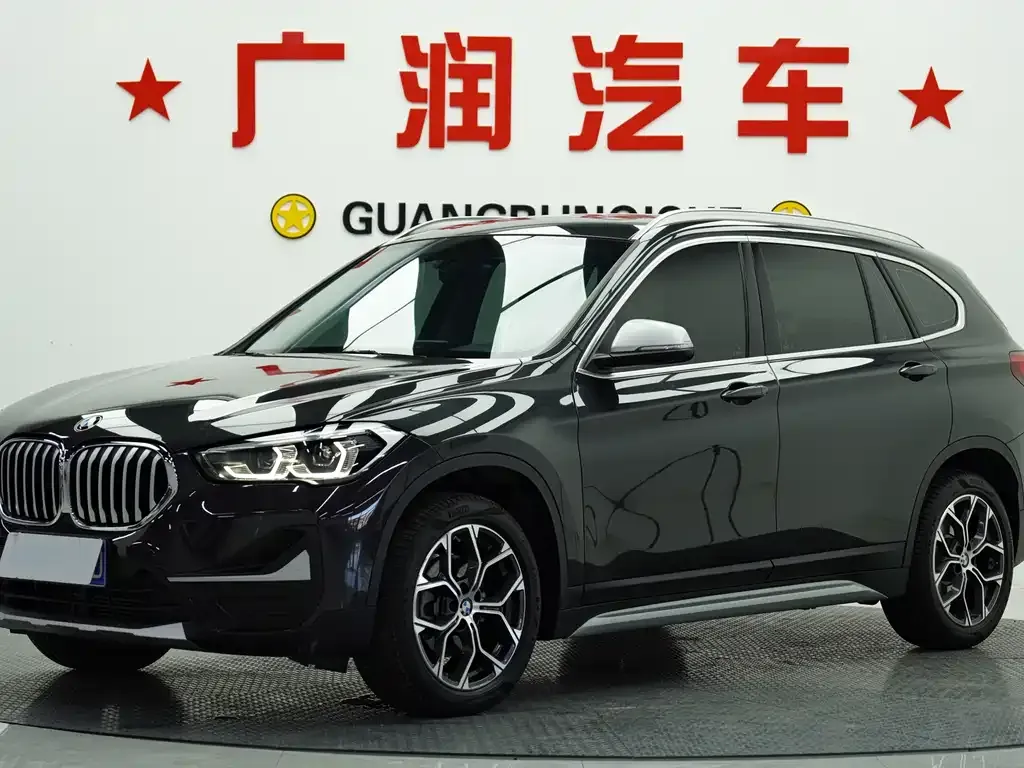BMW X1 — фото 1