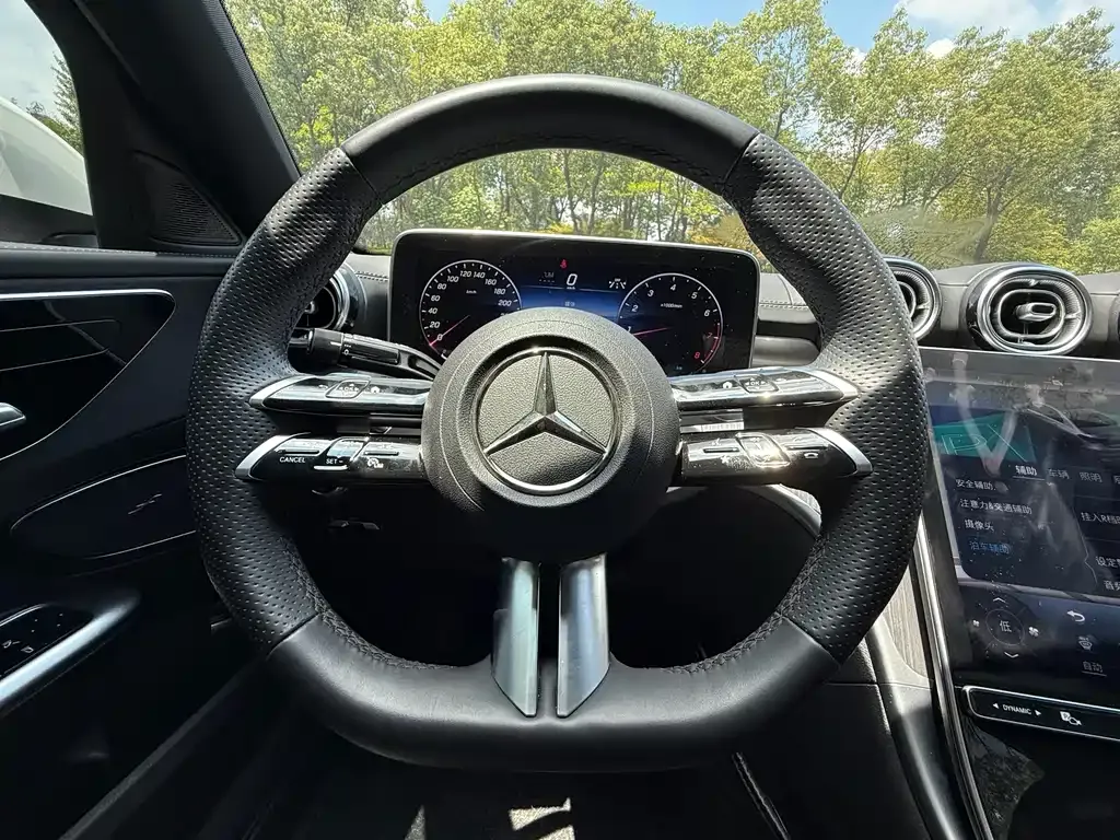 Mercedes-Benz C-Class — фото 10