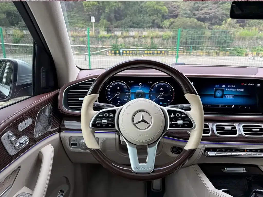 Mercedes-Benz GLS — фото 2