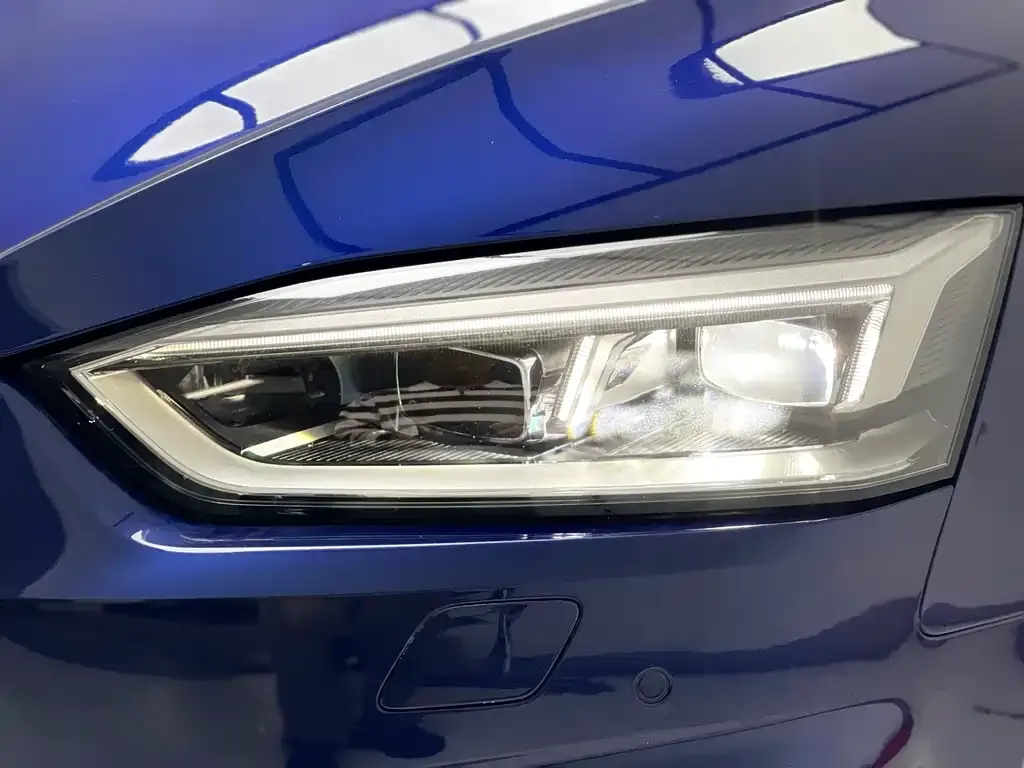 Audi A5 (Import) — фото 2