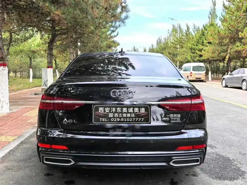Audi A6L — фото 5