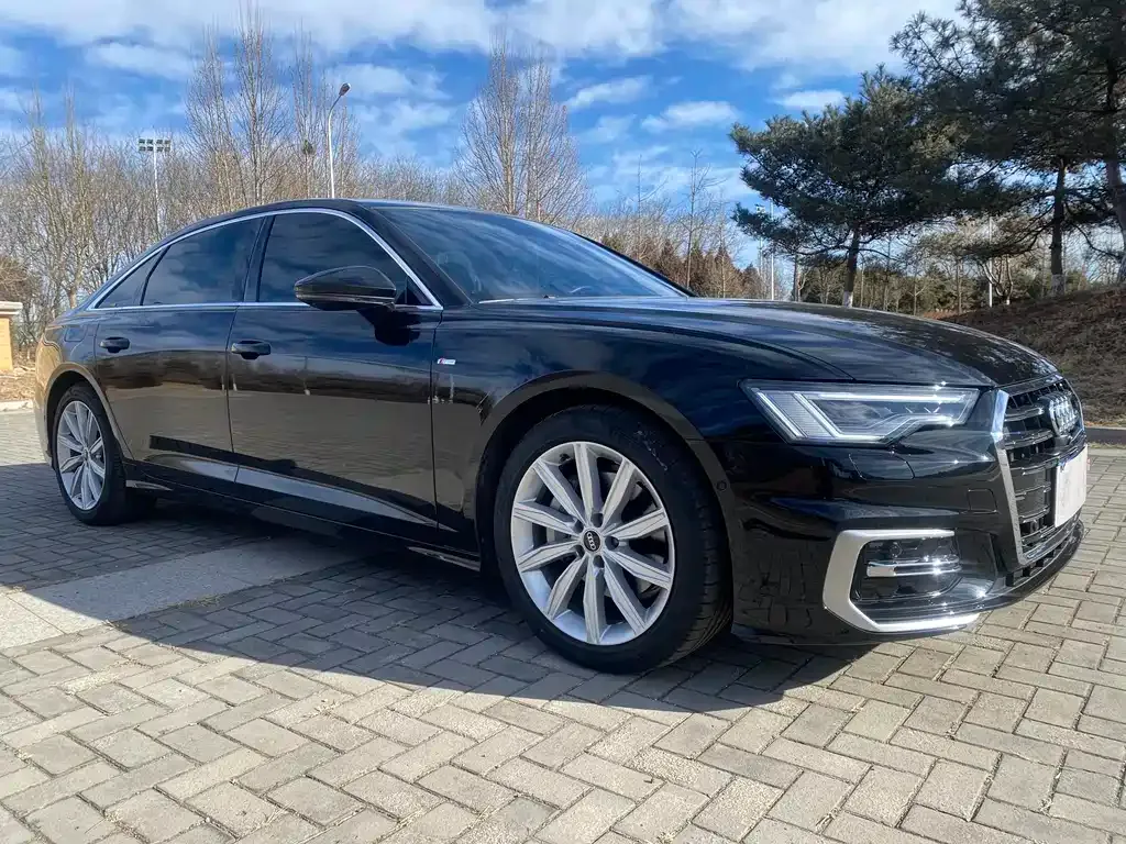 Audi A6L — фото 6