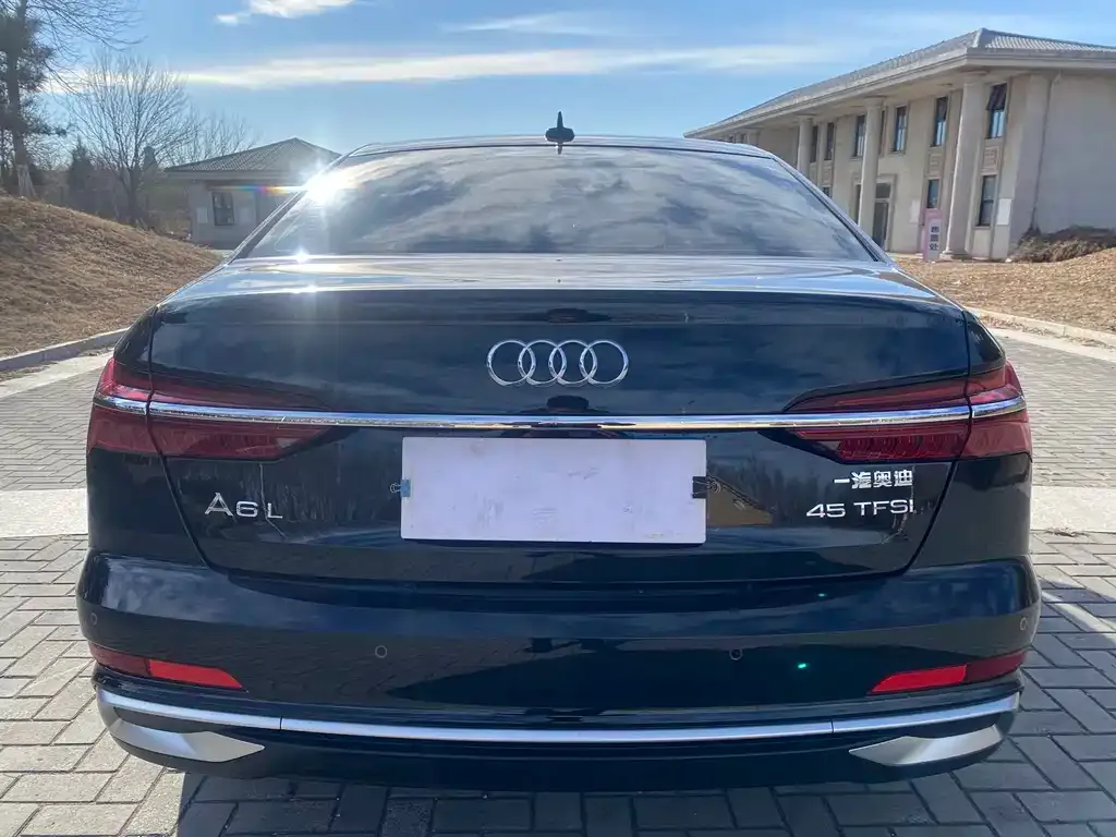 Audi A6L — фото 3