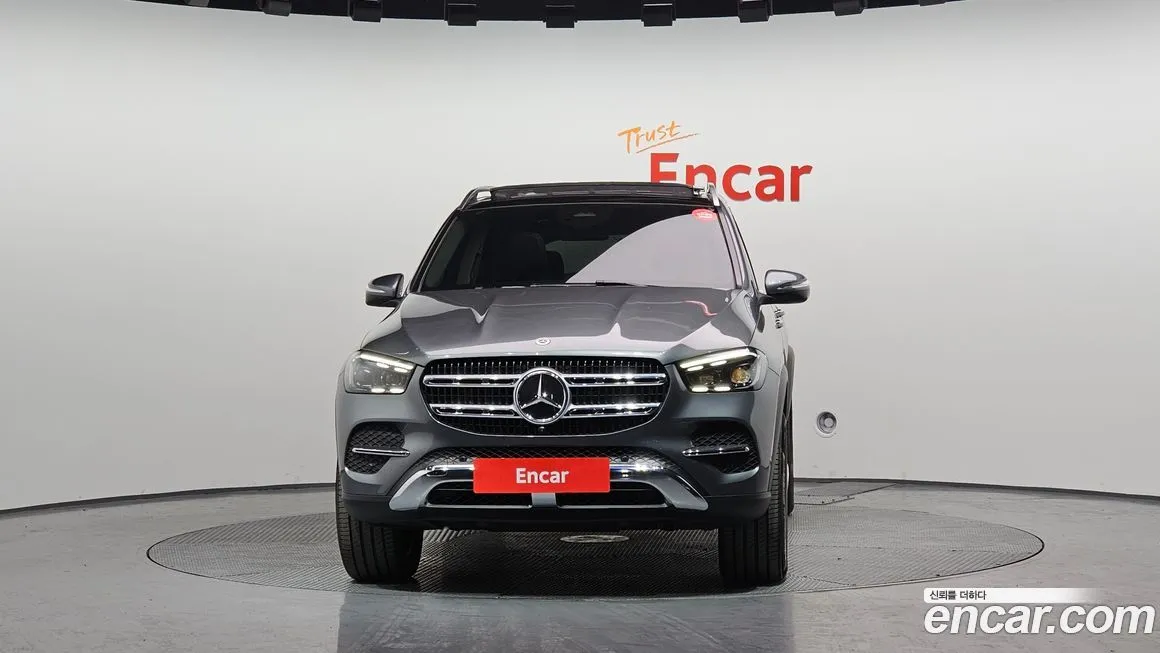 Mercedes-Benz GLE-Class — фото 3