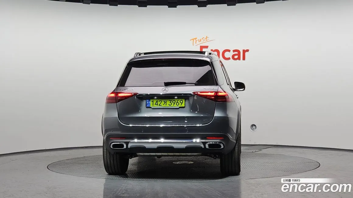 Mercedes-Benz GLE-Class — фото 4