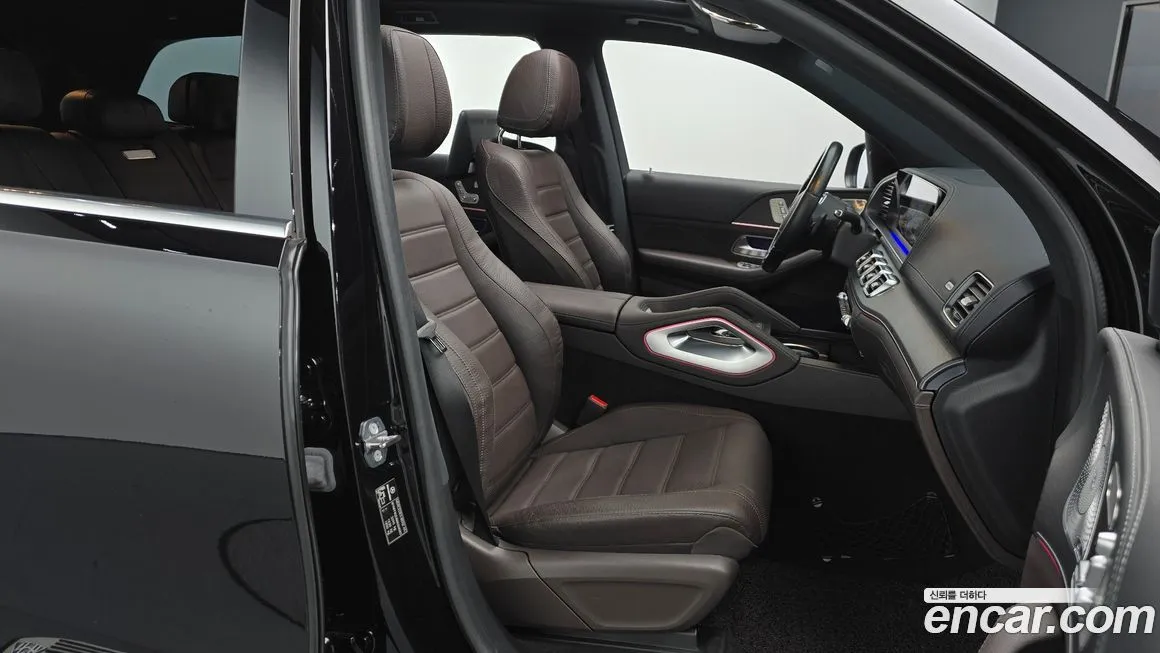 Mercedes-Benz GLS-Class — фото 10