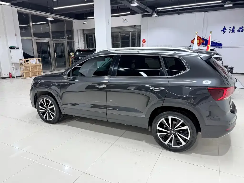 Volkswagen Tharu — фото 8