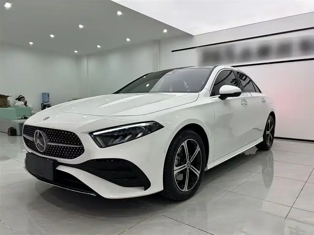 Mercedes-Benz A-Class — фото 1