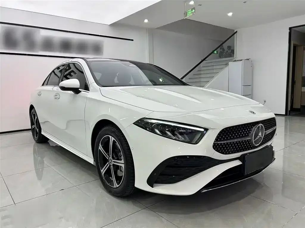 Mercedes-Benz A-Class — фото 8
