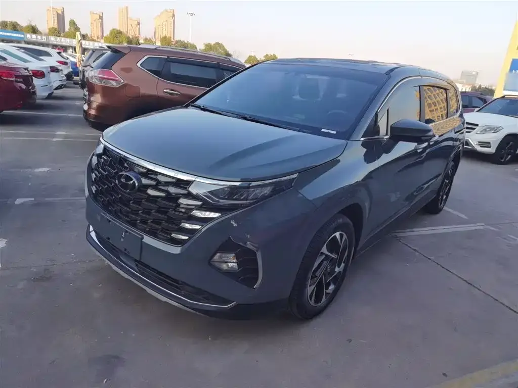 Hyundai Custo — фото 1