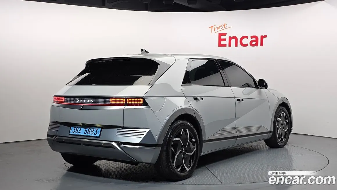 Hyundai Ioniq5 — фото 2