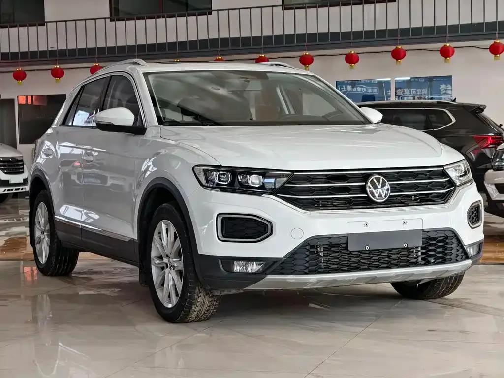 Volkswagen T-Roc — фото 5