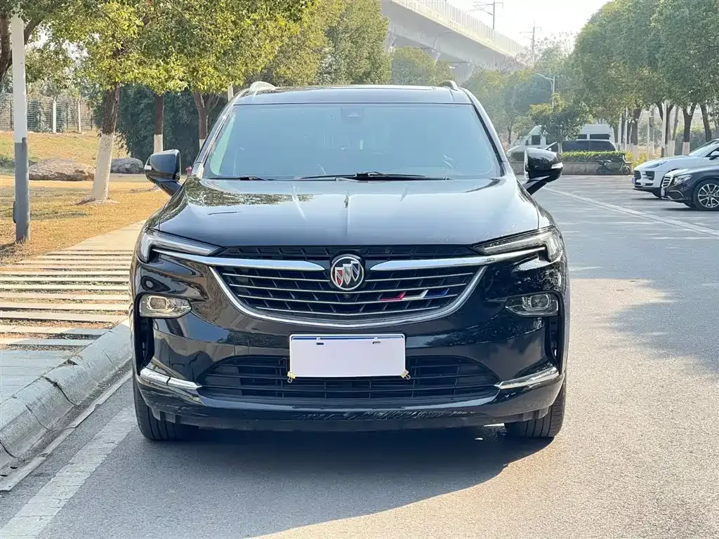 Buick Enclave — фото 9