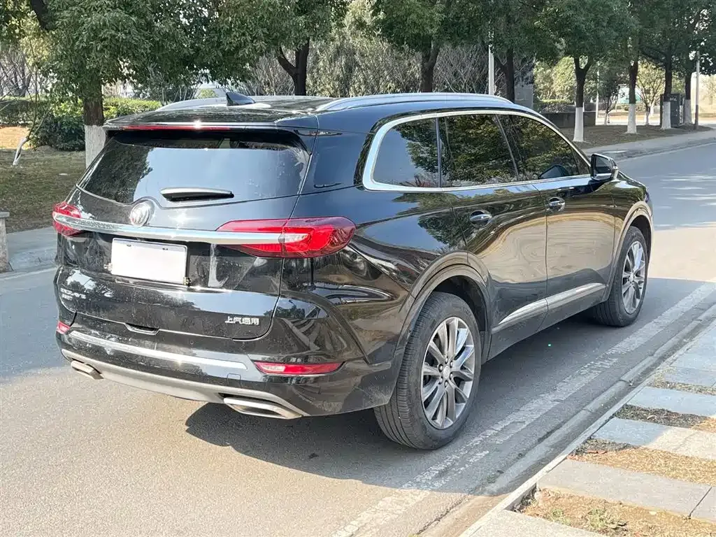 Buick Enclave — фото 5