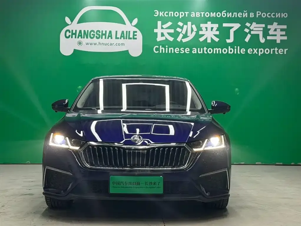 Skoda Octavia — фото 4