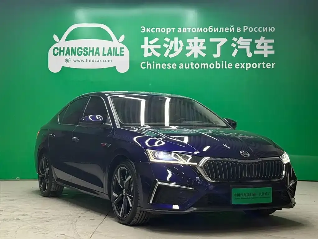 Skoda Octavia — фото 8