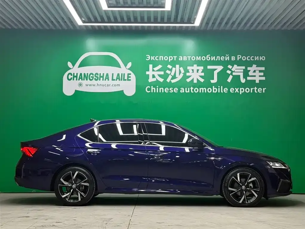 Skoda Octavia — фото 10