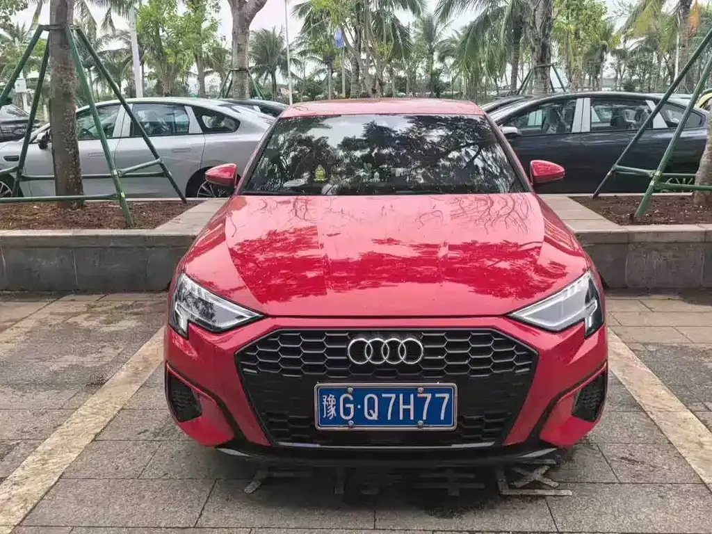 Audi A3 — фото 1