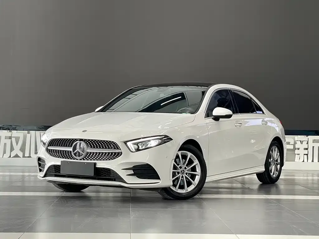 Mercedes-Benz A-Class — фото 1