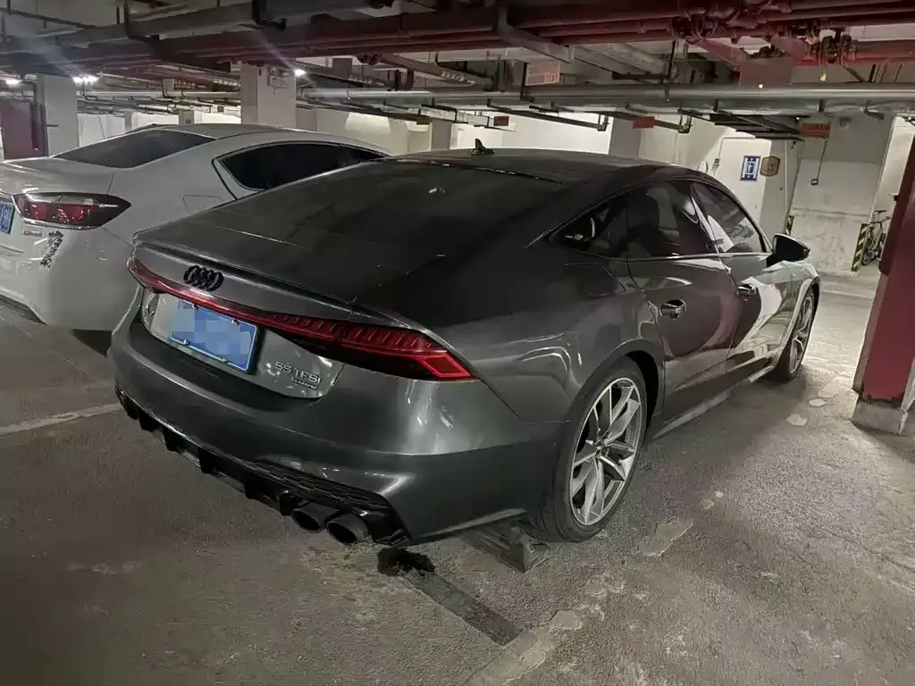 Audi A7 — фото 2
