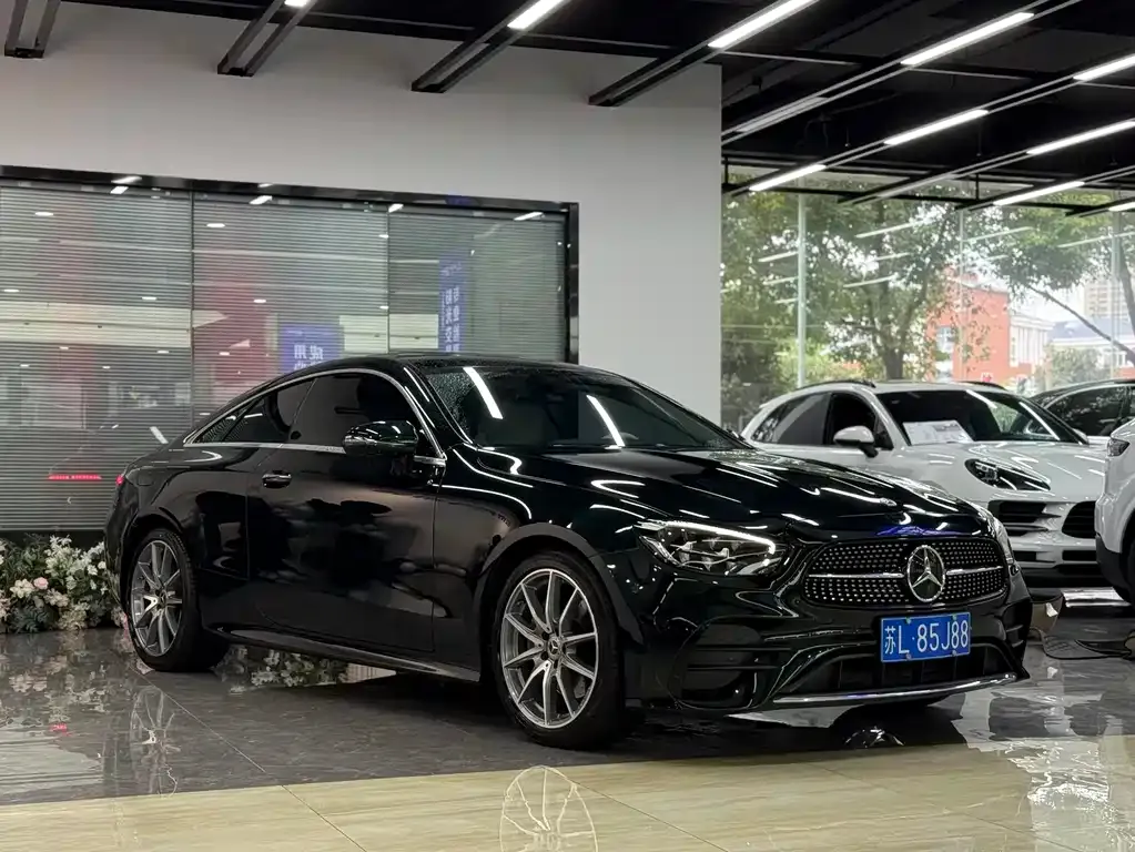 Mercedes-Benz E-Class (Import) — фото 10