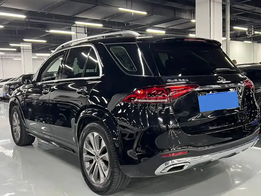 Mercedes-Benz GLE — фото 6