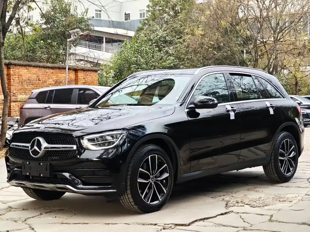 Mercedes-Benz GLC — фото 1