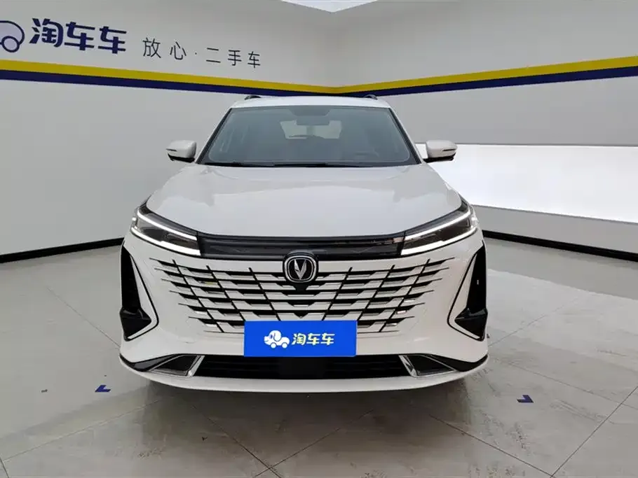 Changan CS75PLUS — фото 2
