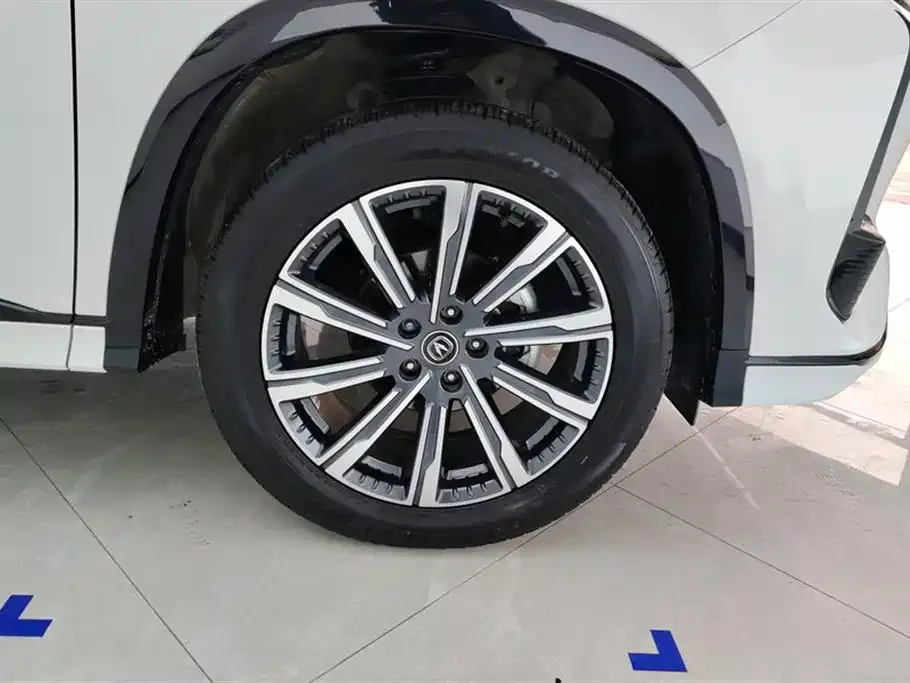 Changan CS75PLUS — фото 6