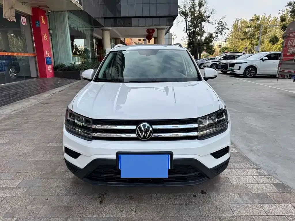 Volkswagen Tharu — фото 2