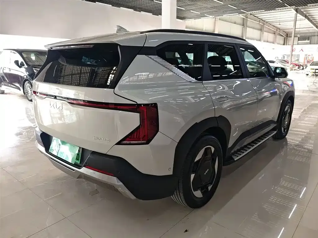 Kia EV5 — фото 10
