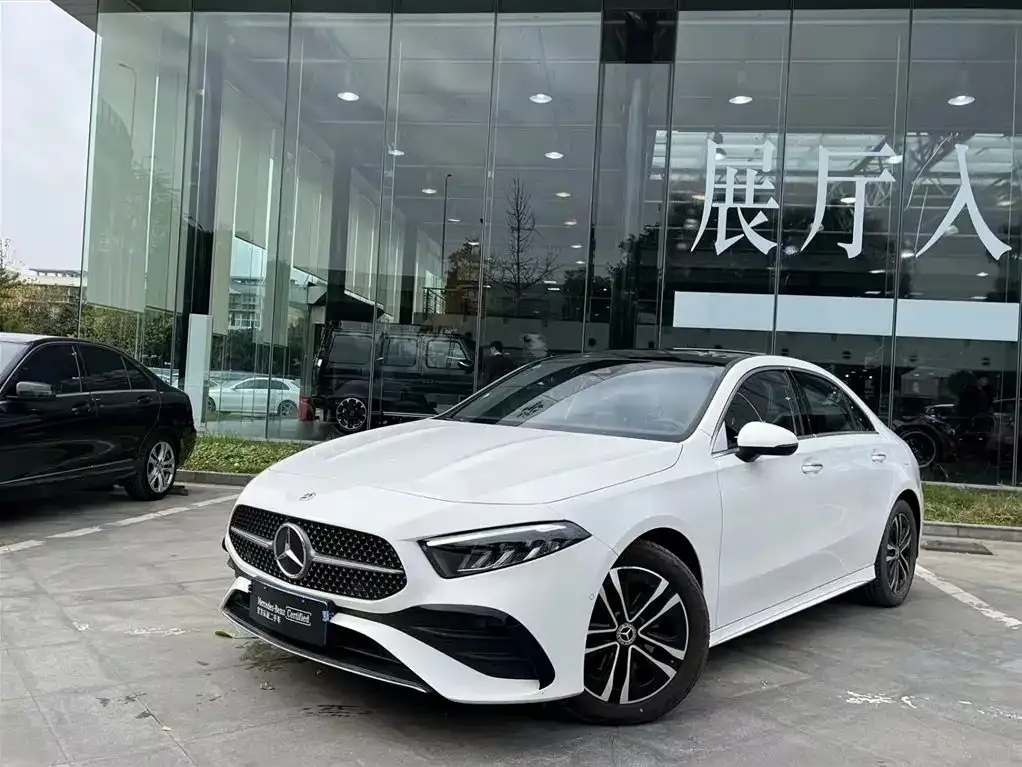Mercedes-Benz A-Class — фото 1