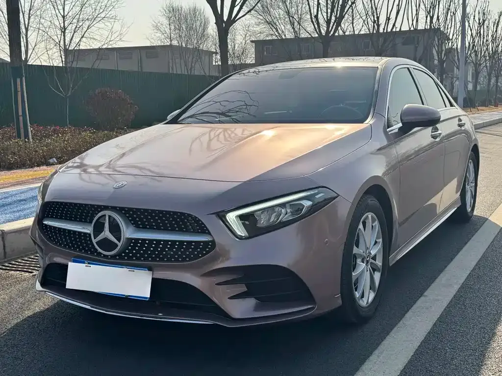 Mercedes-Benz A-Class — фото 1
