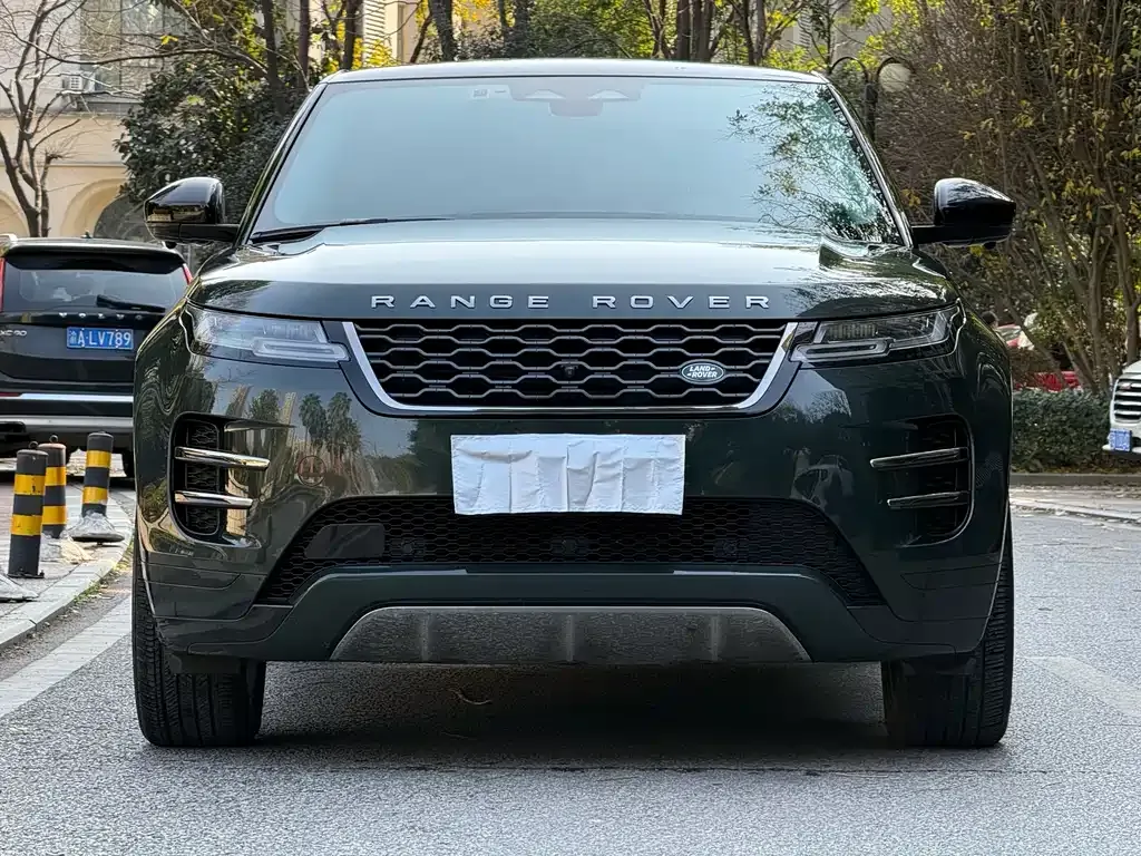 Land Rover Evoque — фото 1