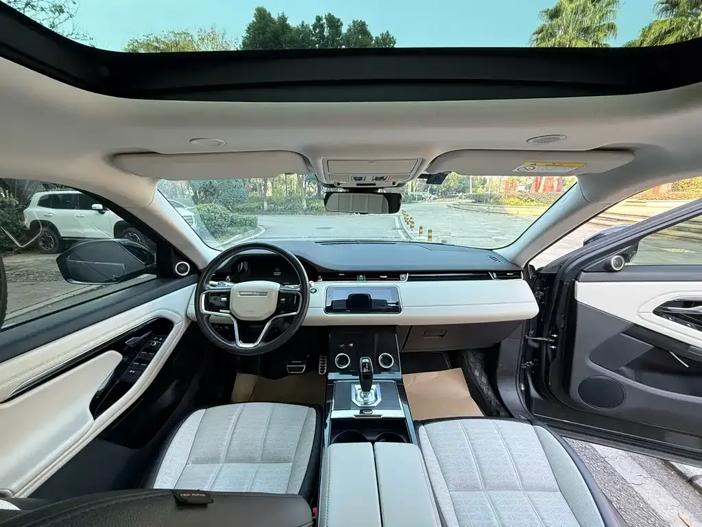 Land Rover Evoque — фото 9