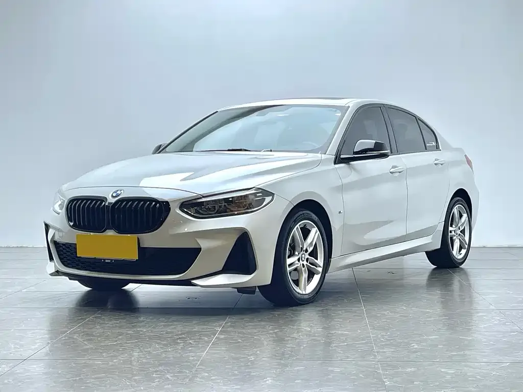 BMW 1 Series — фото 1