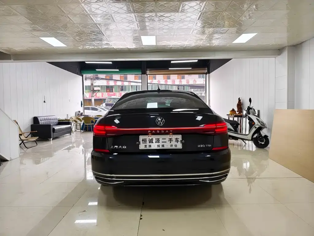 Volkswagen Passat — фото 9