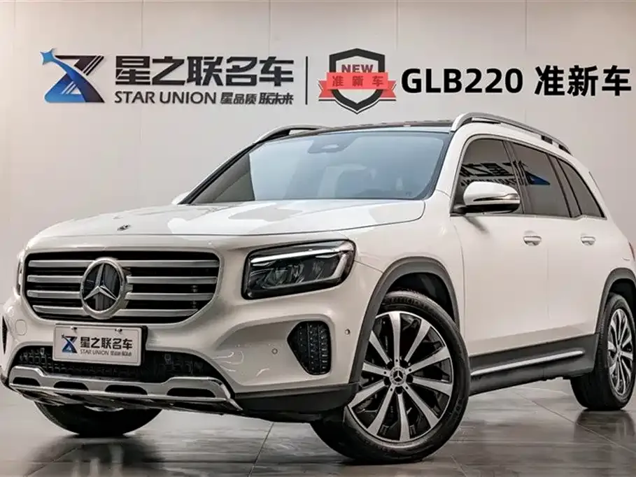 Mercedes-Benz GLB — фото 1