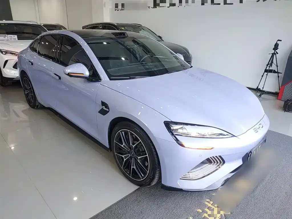 BYD Seal — фото 4