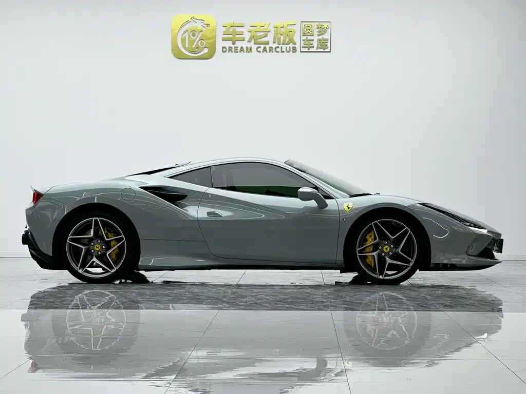 Ferrari F8 — фото 7