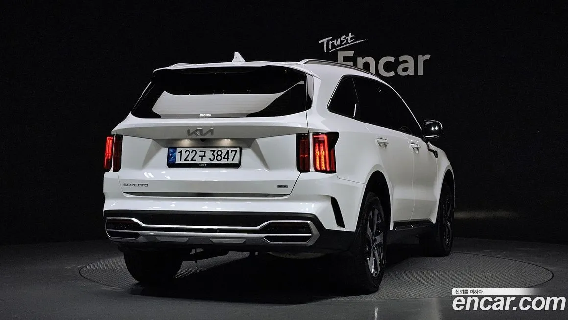 Kia Sorento — фото 7