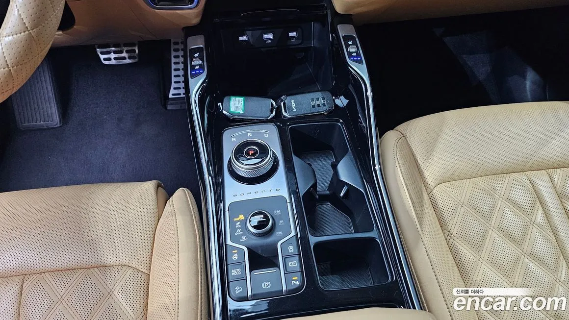Kia Sorento — фото 9