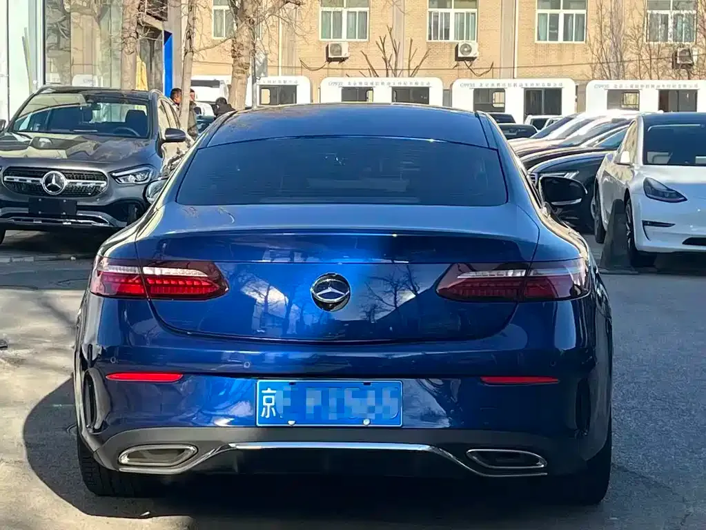 Mercedes-Benz E-Class (Import) — фото 2